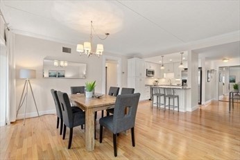 51 John St, Brookline