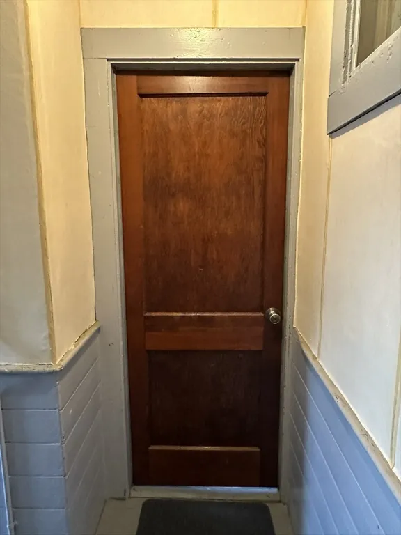 455 Peckham St, Fall River