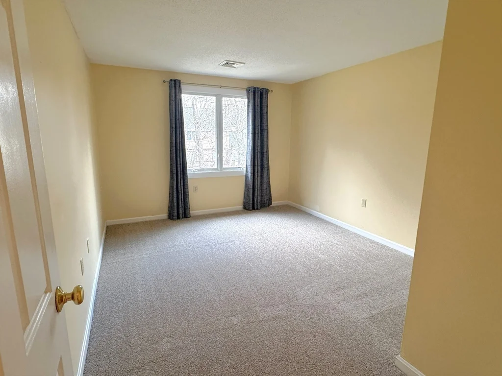 49 Brickett Hill Circle, Haverhill