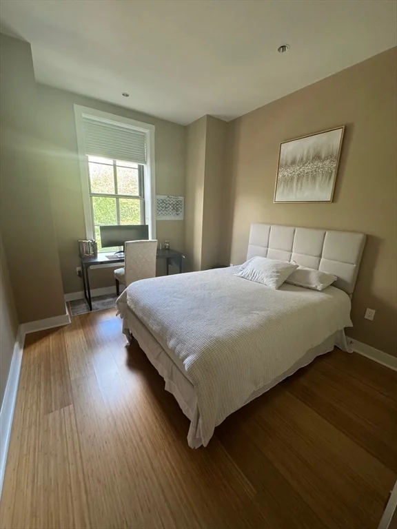 21 Father Francis Gilday St, South End