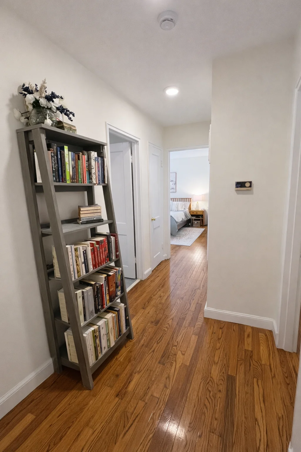 648 Washington St, Washington Square