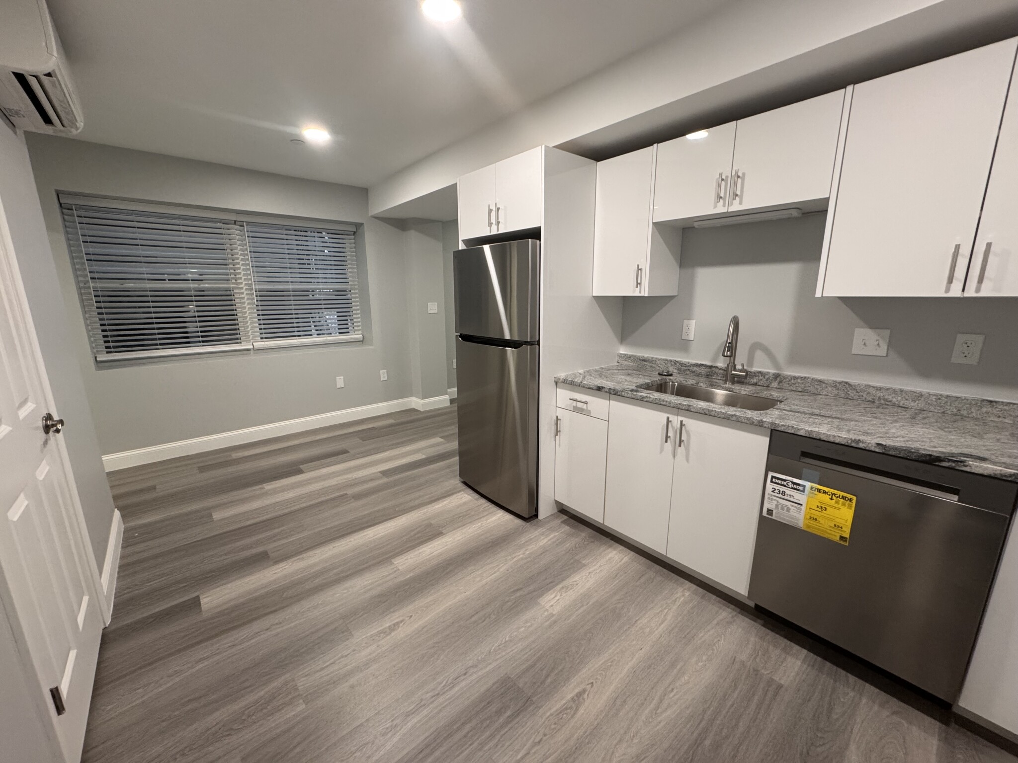 78 Tyler St, Chinatown