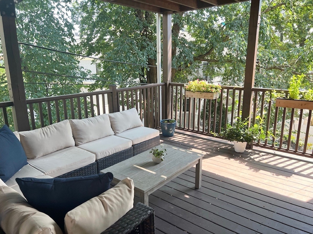 152 O St, South Boston