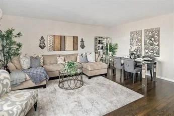 65 East India Row, Downtown