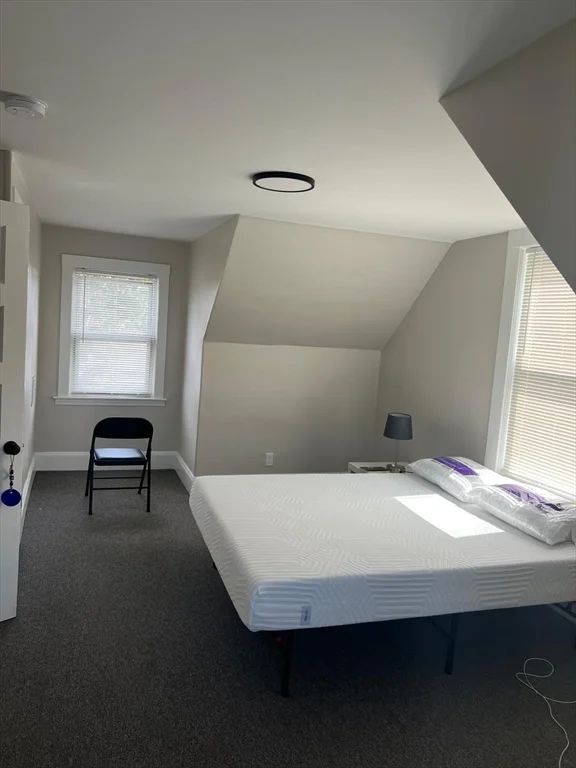 14 Cotting St, Medford