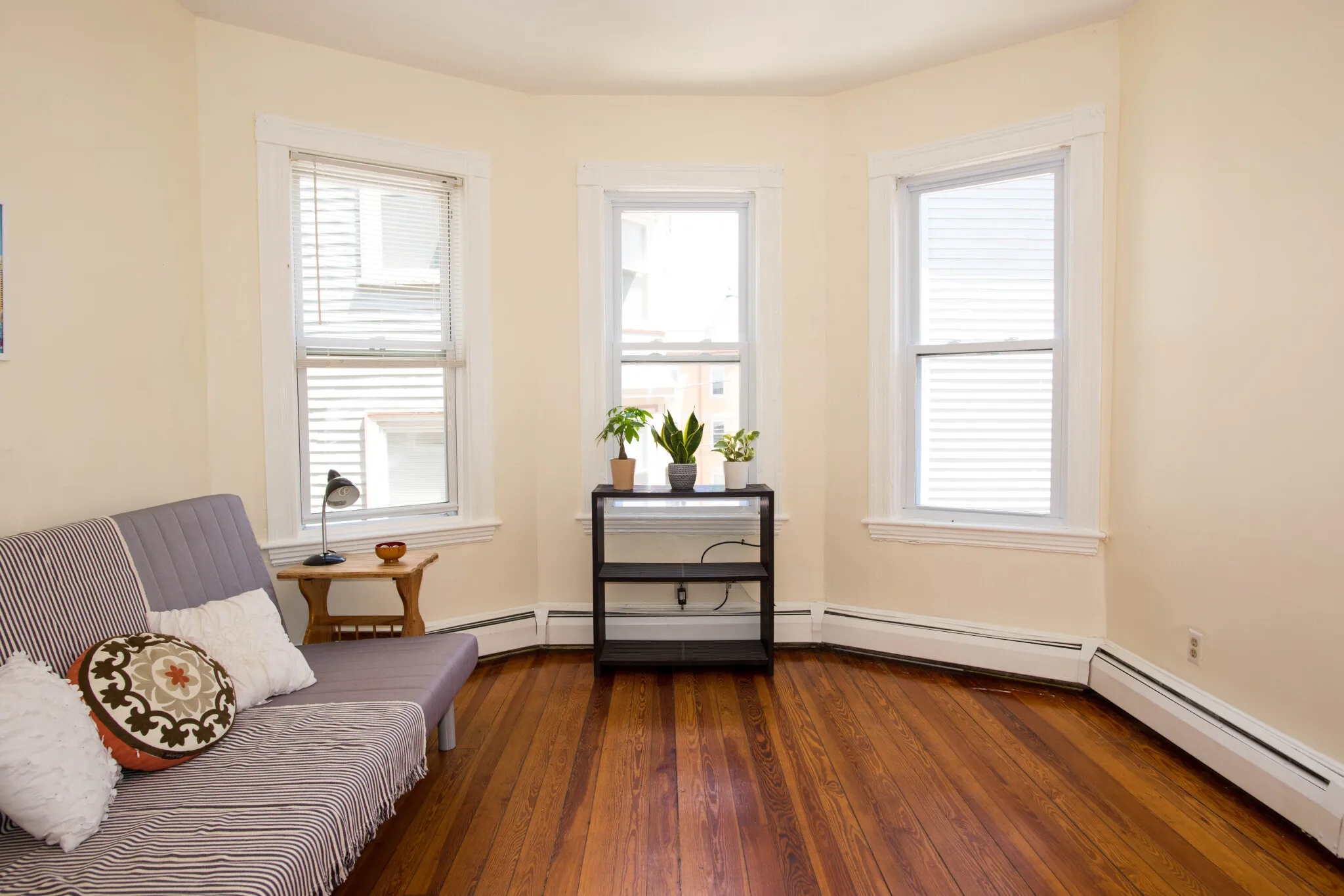 97 Calumet St, Mission Hill