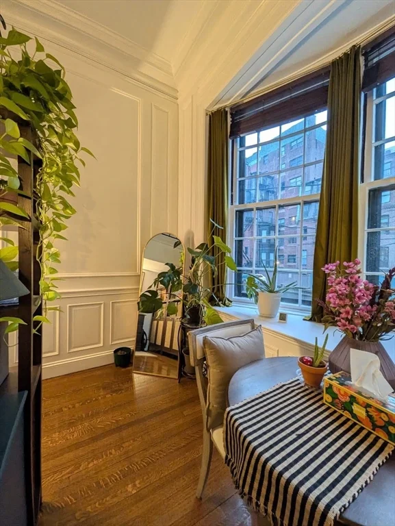 411 Beacon, Back Bay