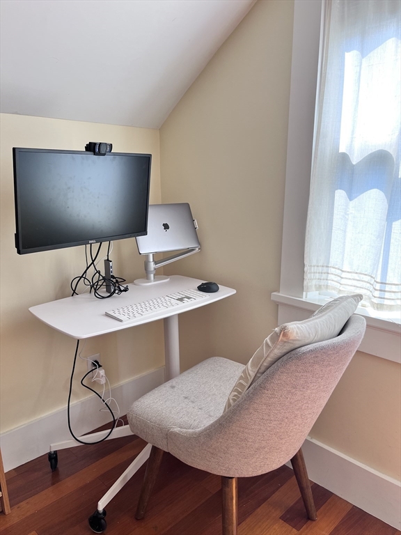 44 Rockview St, Jamaica Plain