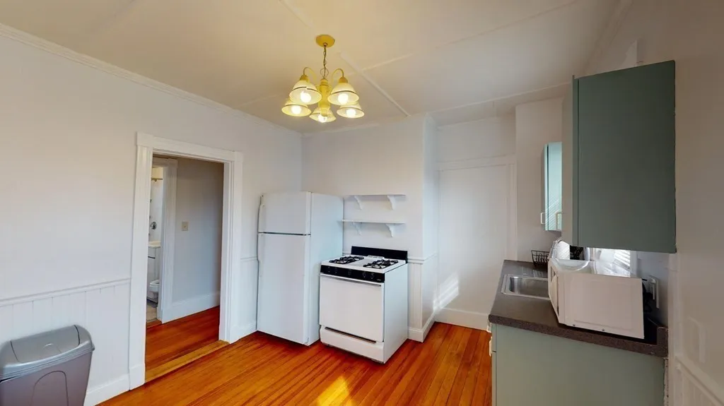 123 Boston St, Boston