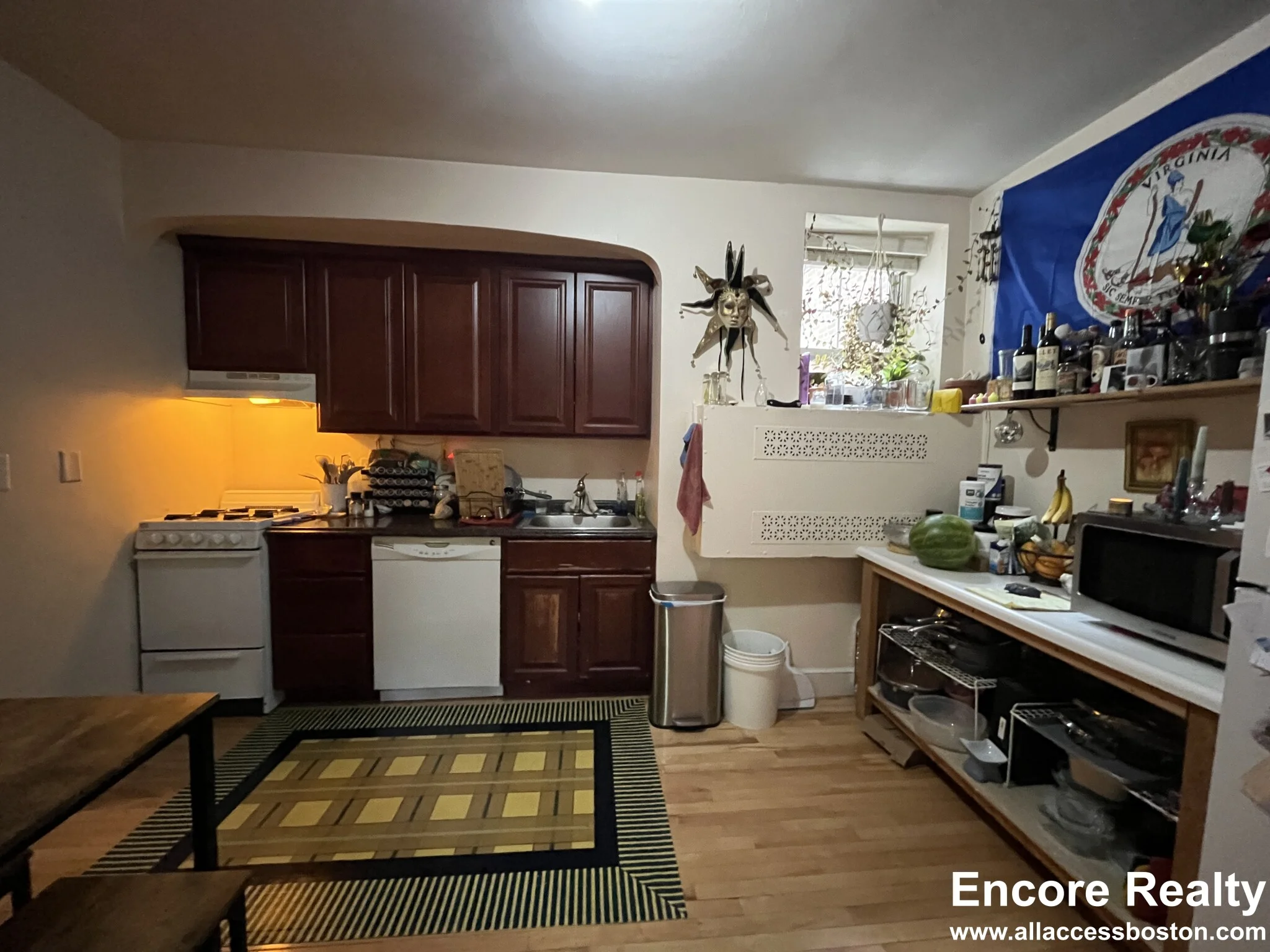 1555 Beacon St, Brookline