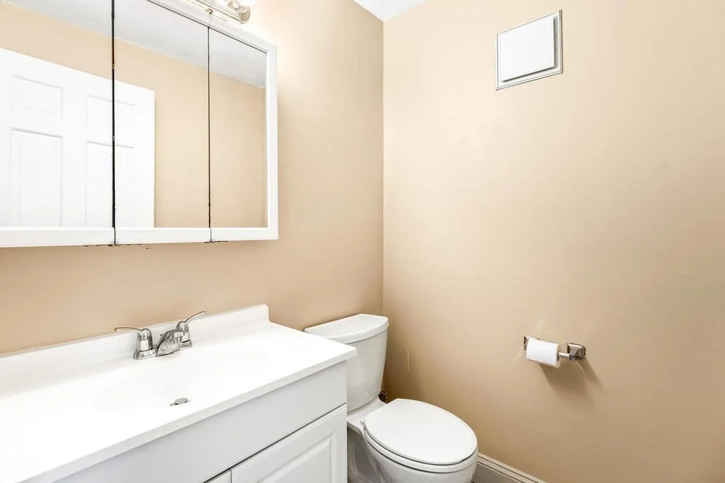 62 Crestview Dr, Malden
