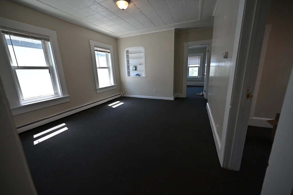 45 West 5th St, Lowell
