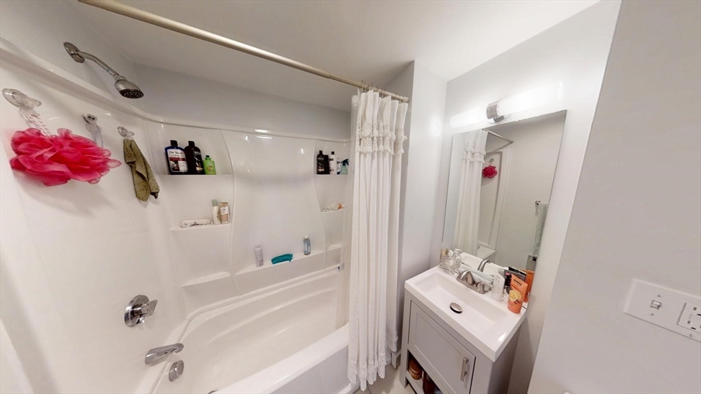 200 Harris St, Revere