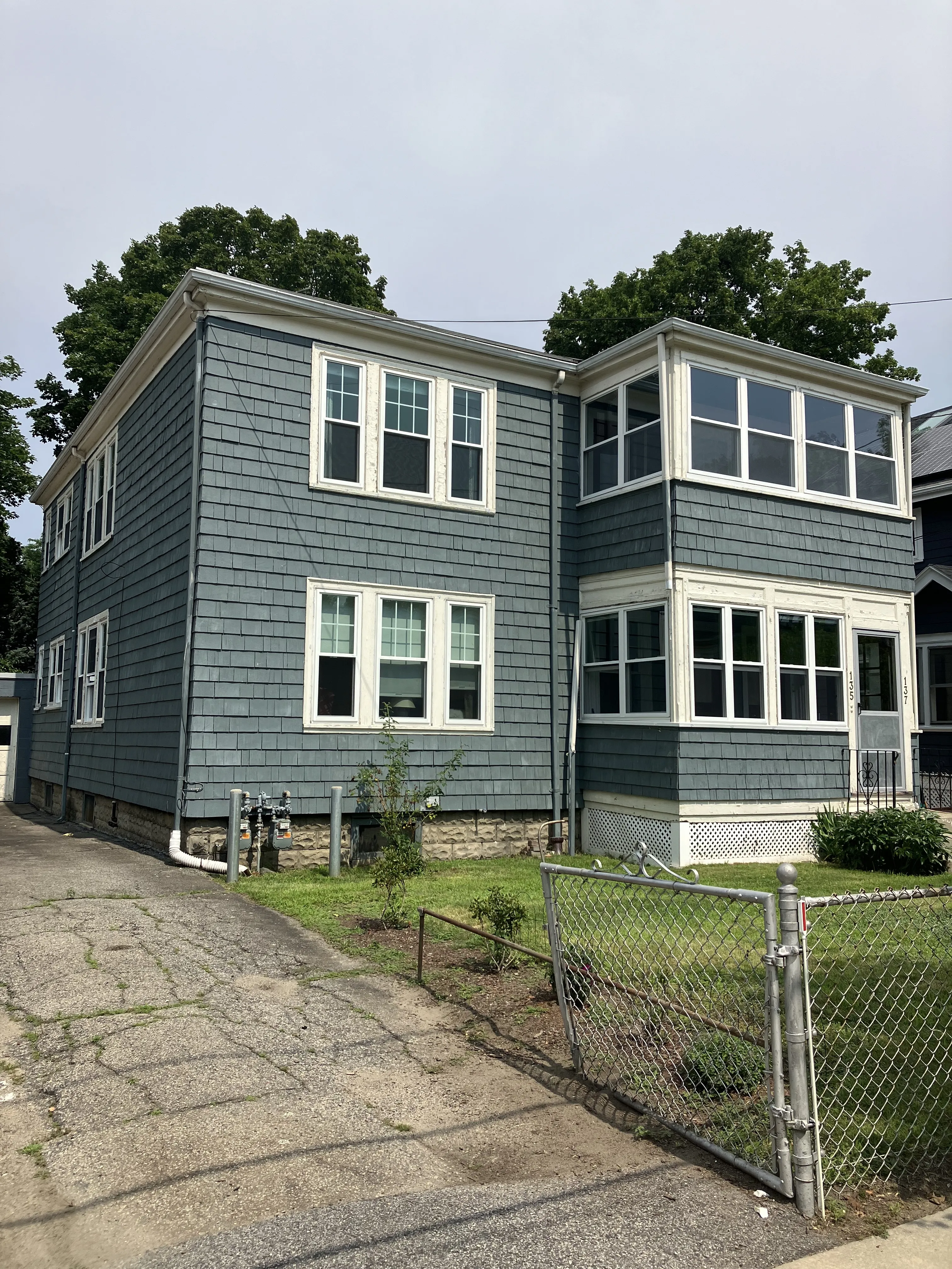 137 Fayerweather St, West Cambridge