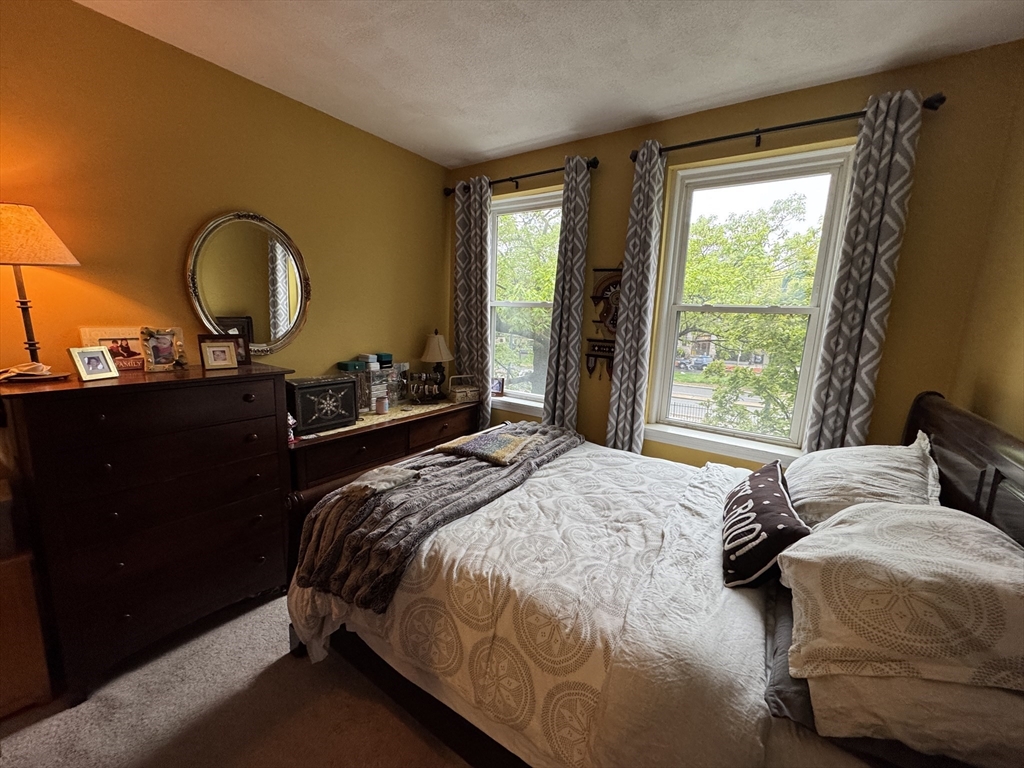 1409 Commonwealth Ave, Brighton