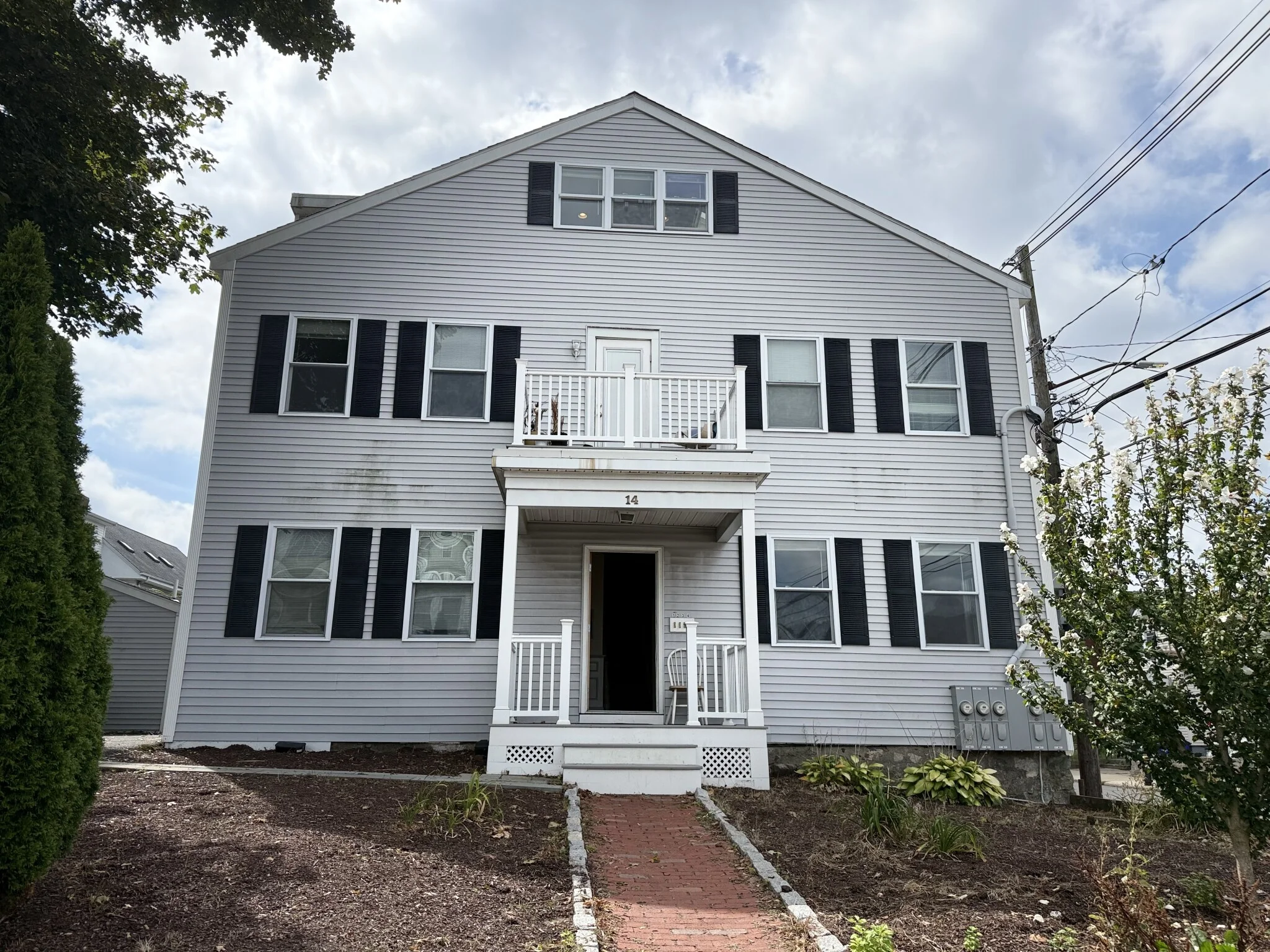 14 Duval St, Allston