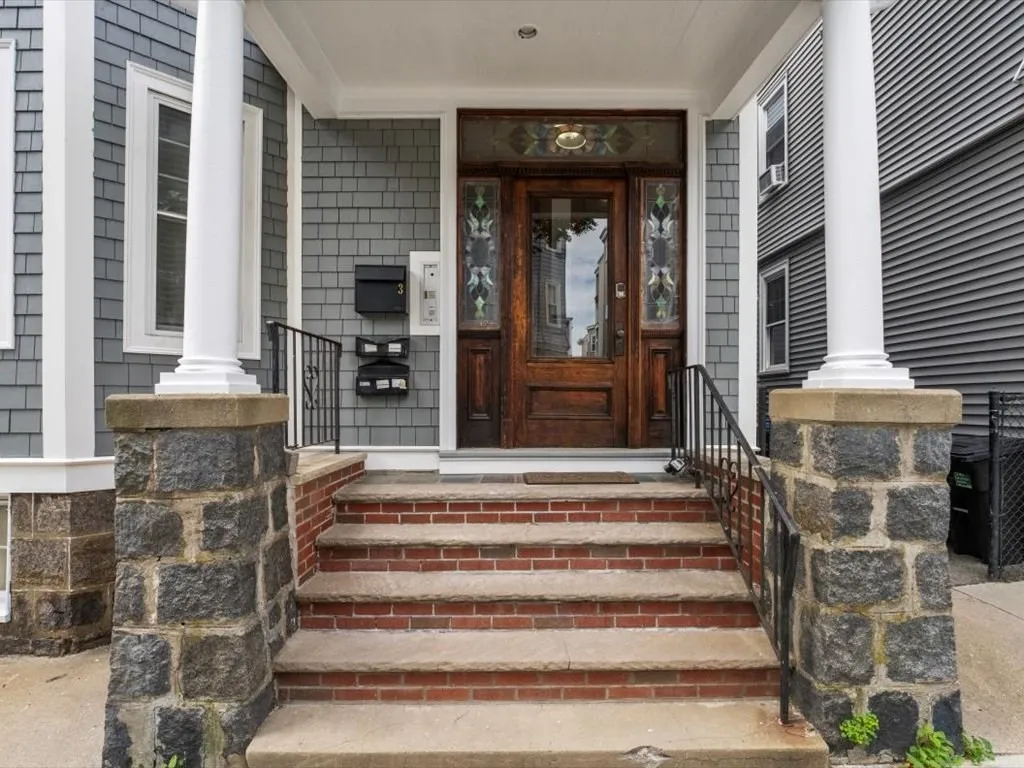 10 Ticknor St, South Boston