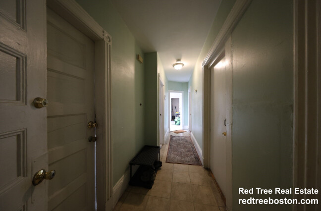 62 Empire St, Allston