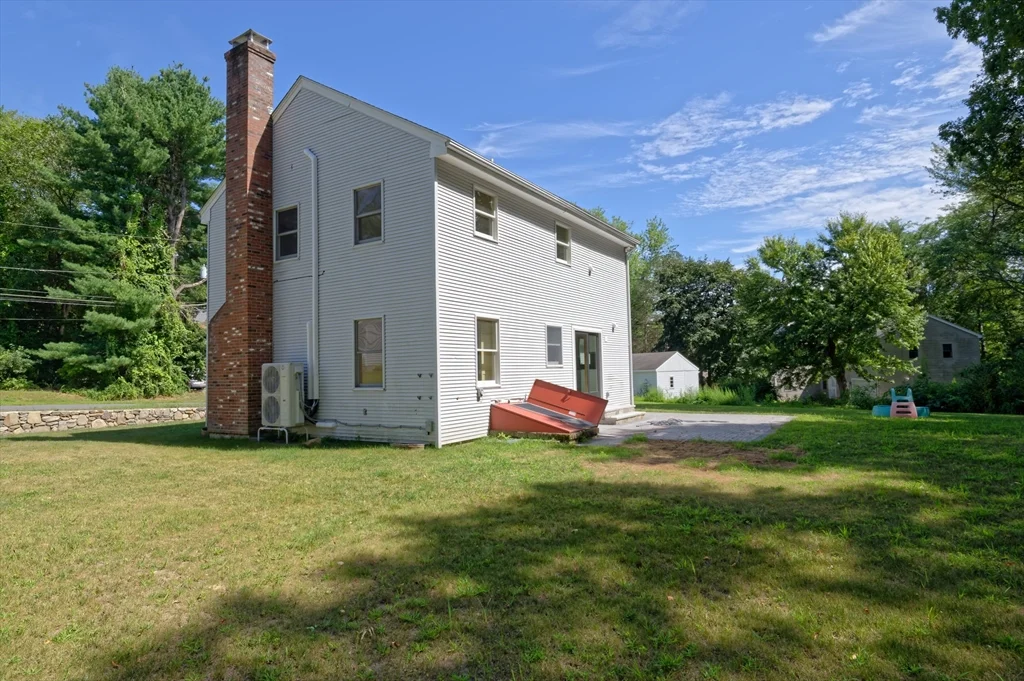 48 Westbrook Rd, Northborough