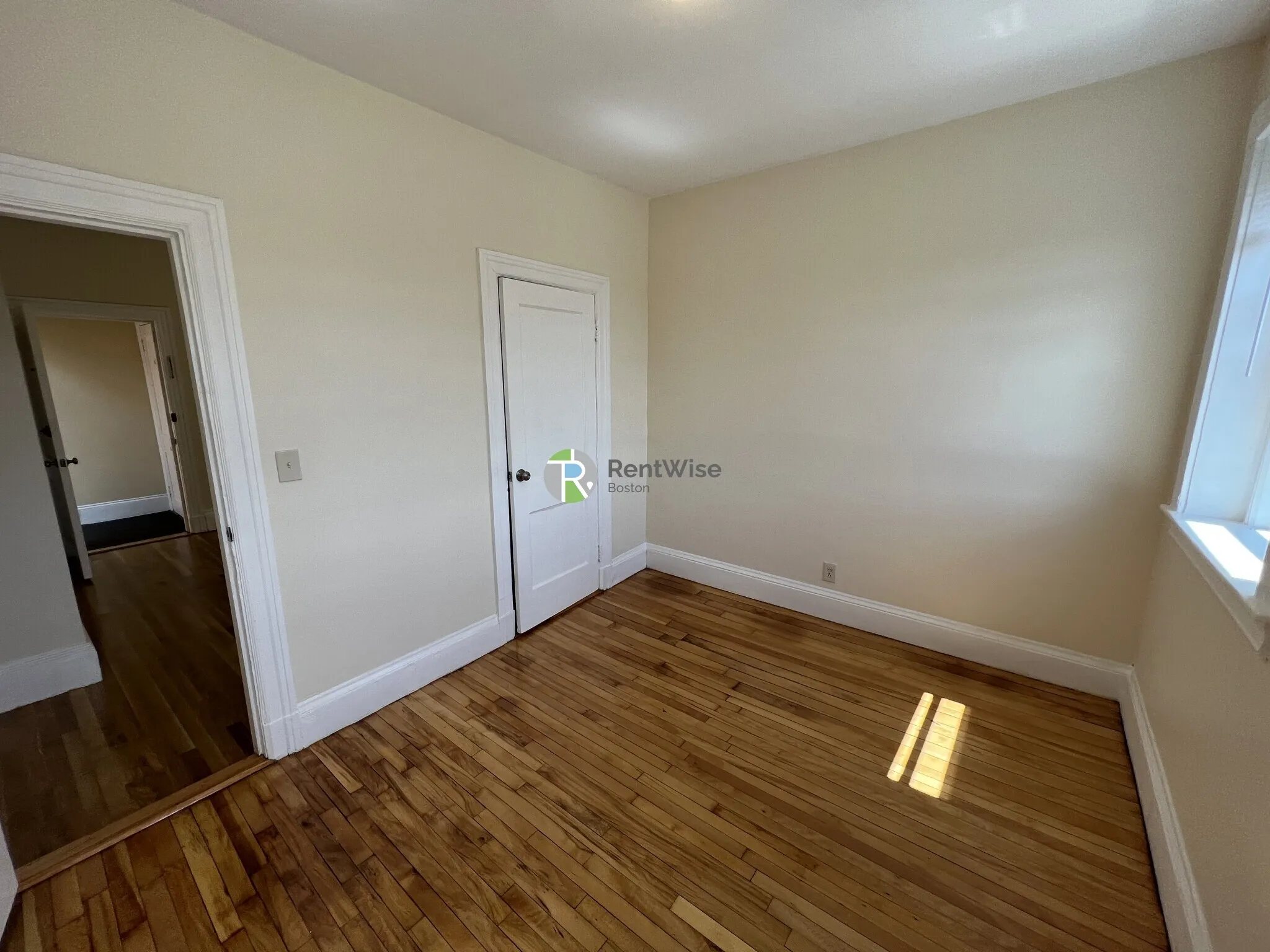 1212 Commonwealth Ave, Brighton