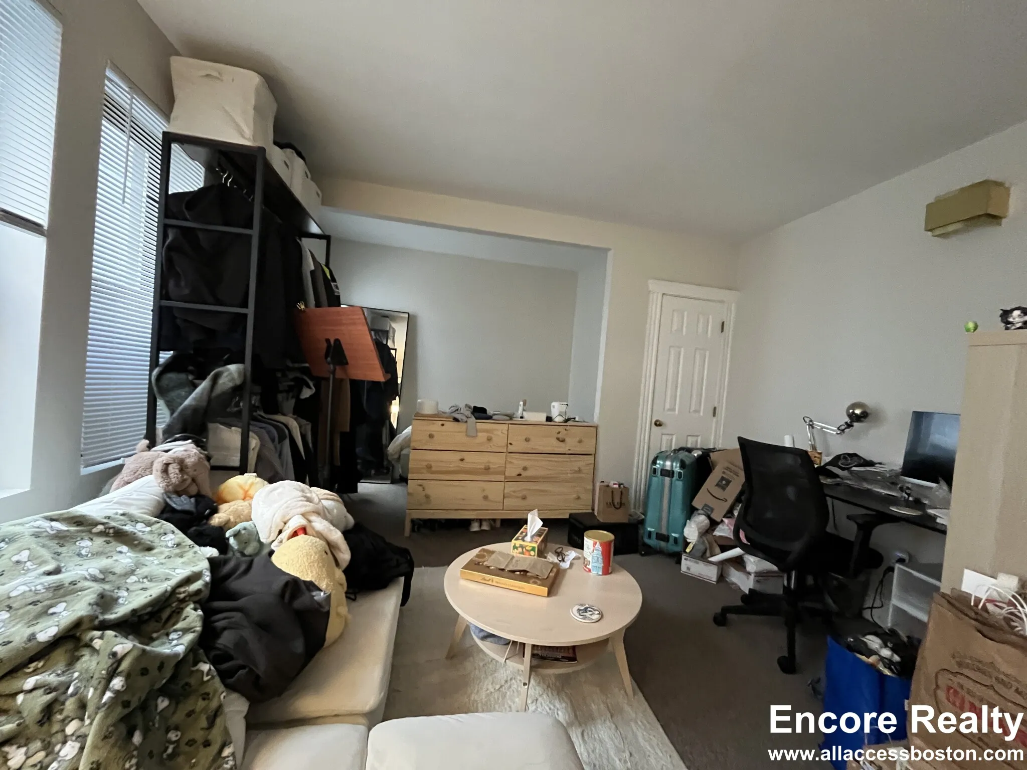 833 Beacon St, Fenway