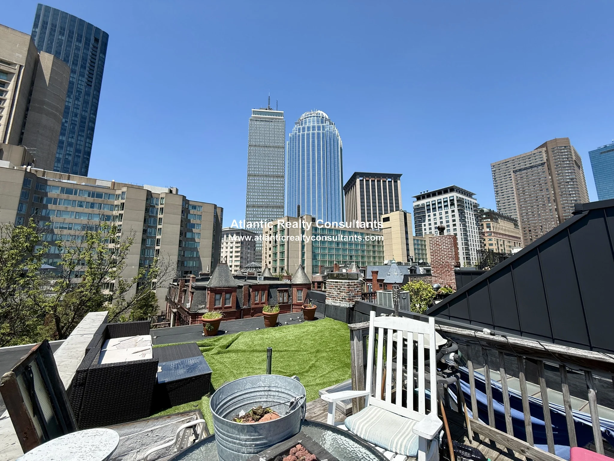 104 Saint Botolph St, Back Bay