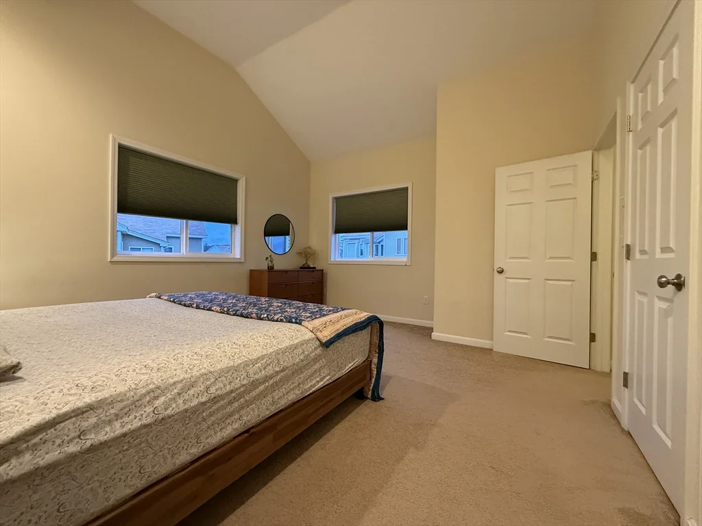 32 John Hancock Dr, Ashland