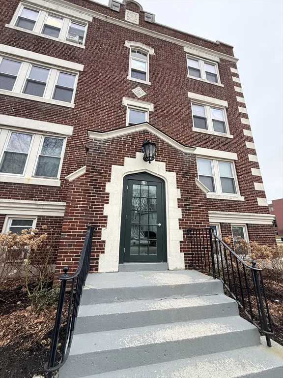 15 Newman Way, Arlington Heights