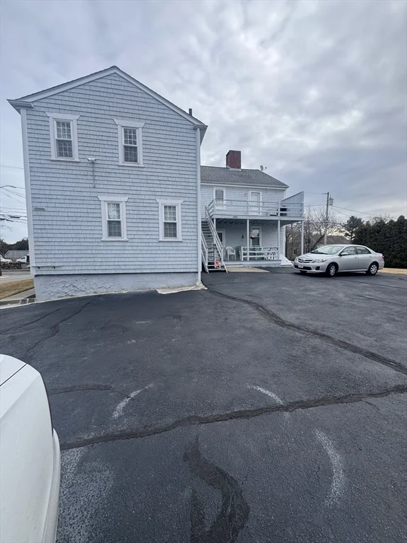 198 Main St, Fairhaven