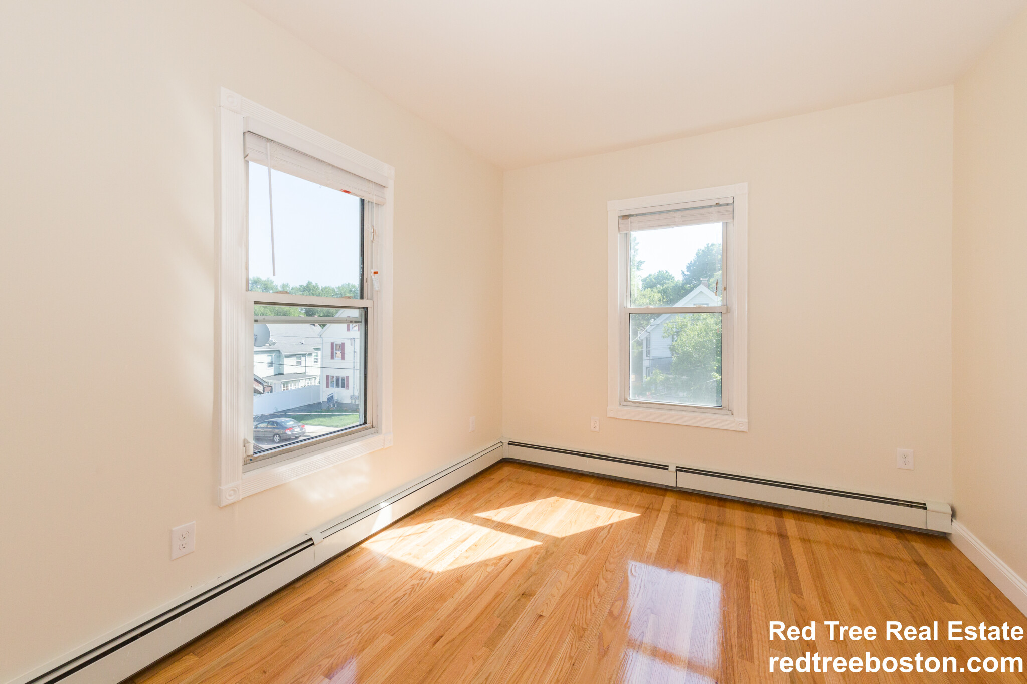 126 Monument St, Tufts University