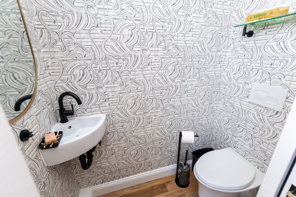 452 W 4th, South Boston