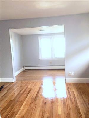 52 Woods Ave, West Somerville