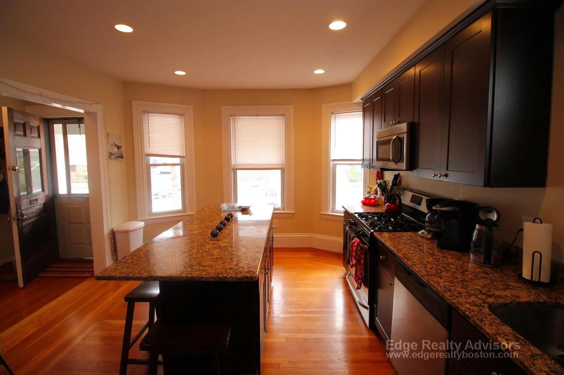 27 Montcalm Ave, Brighton