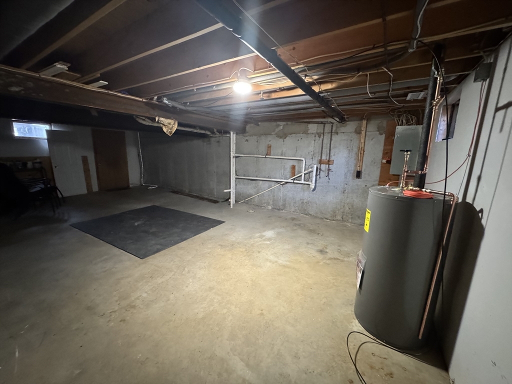 320 Newbury St, Danvers