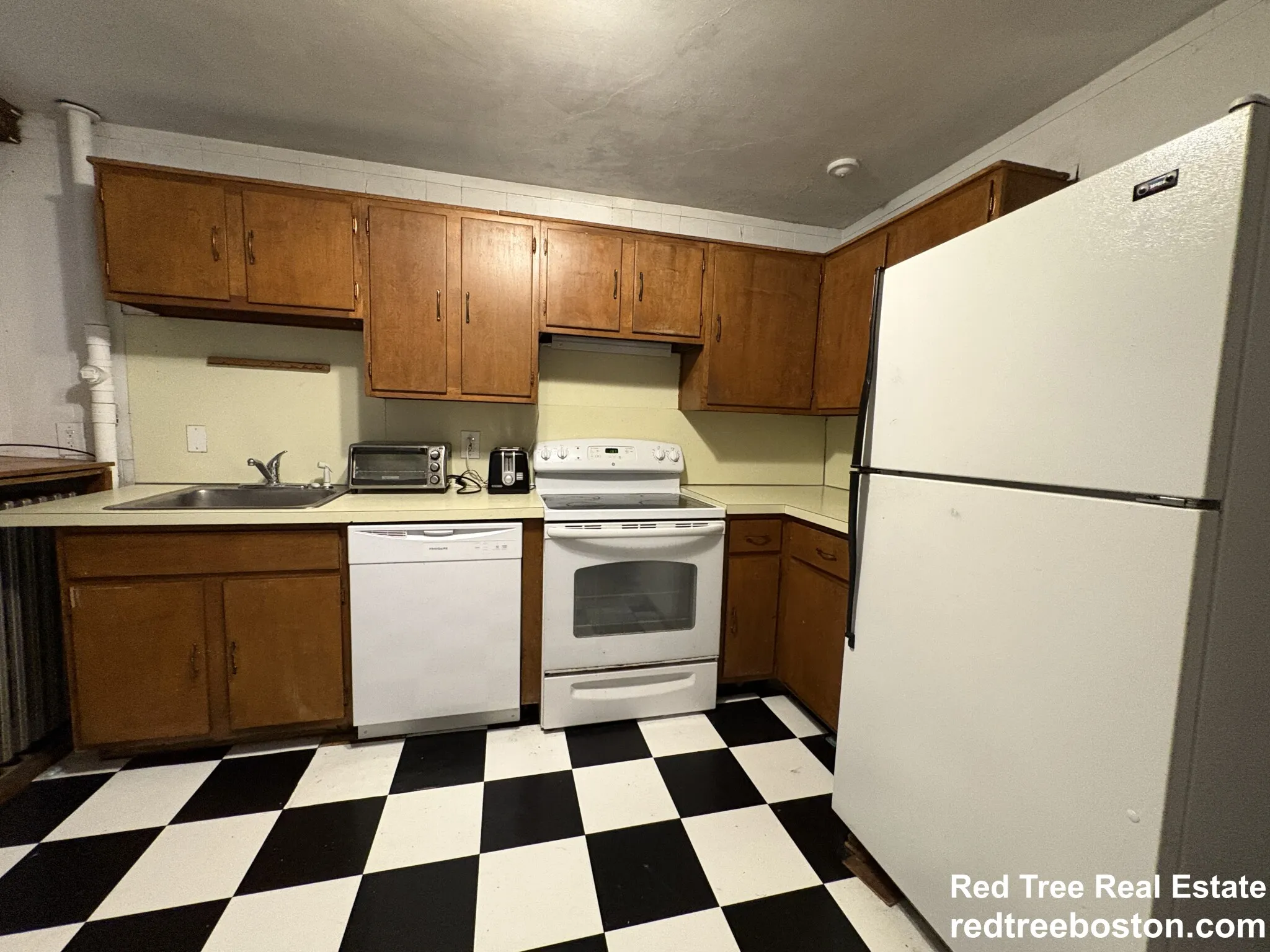 28 Woodward St, Newton Highlands