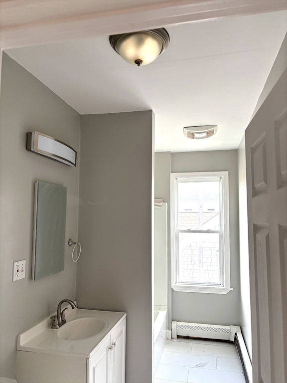 8 Hooper St, Belmont Hill