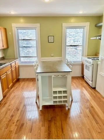 46 Aspinwall Ave, Coolidge Corner