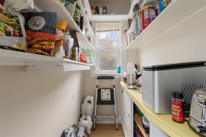 19 Malvern Ave, Teele Square