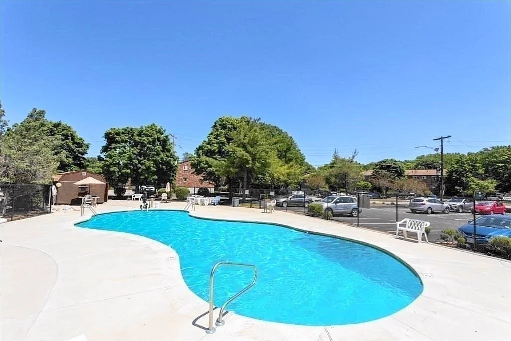 30 Westgate Rd, West Roxbury