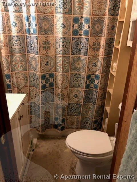 9 Lowell Ter, Magoun Square