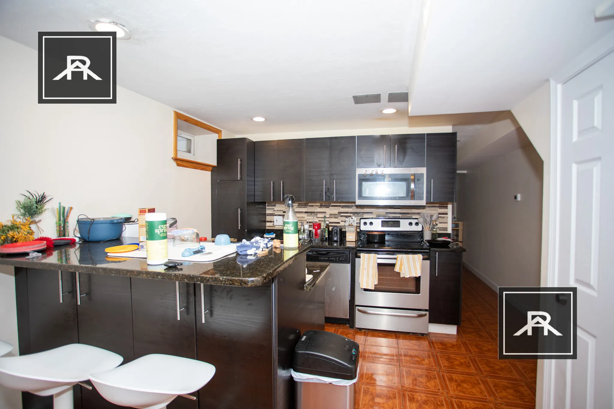 73 Thatcher St, North Brookline