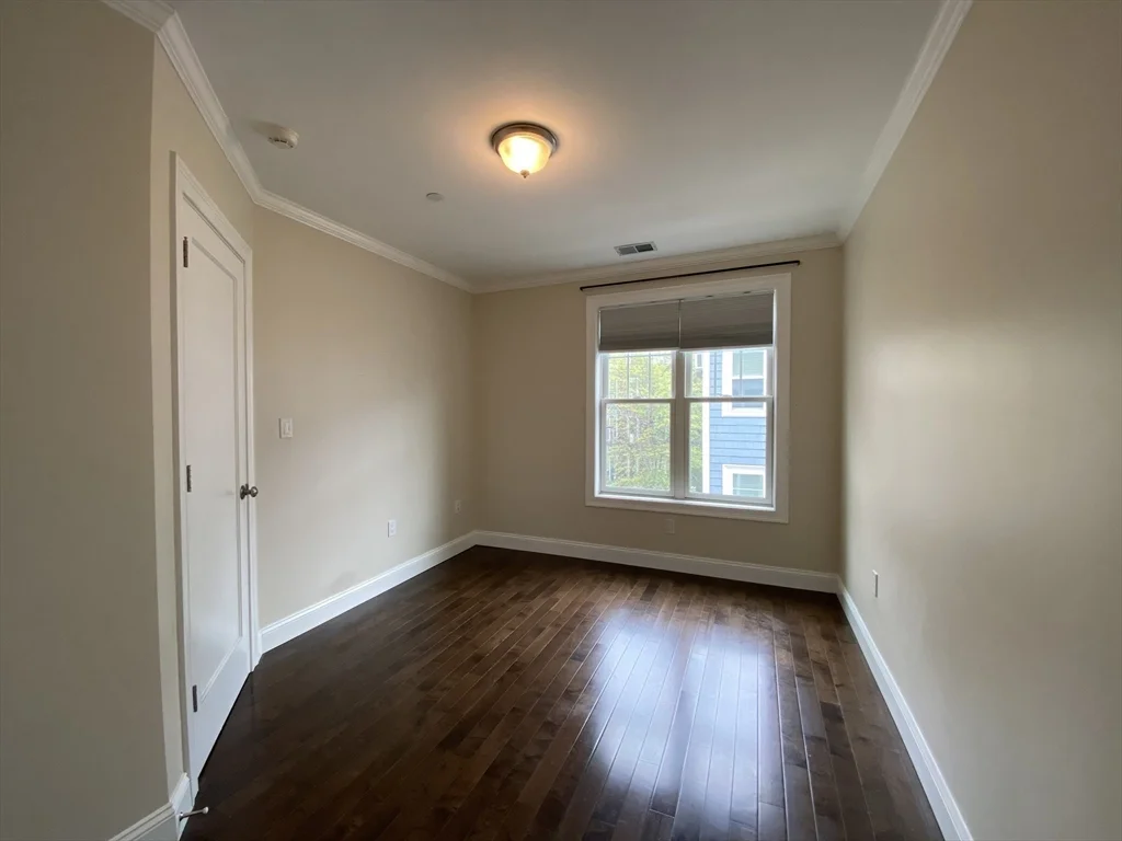 171 Bowen St, South Boston