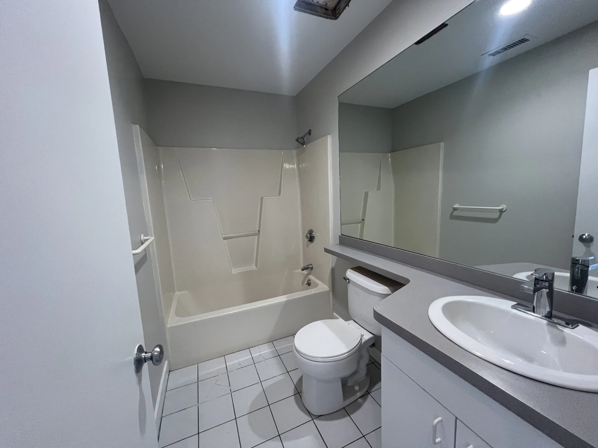 1661 Washington St, South End