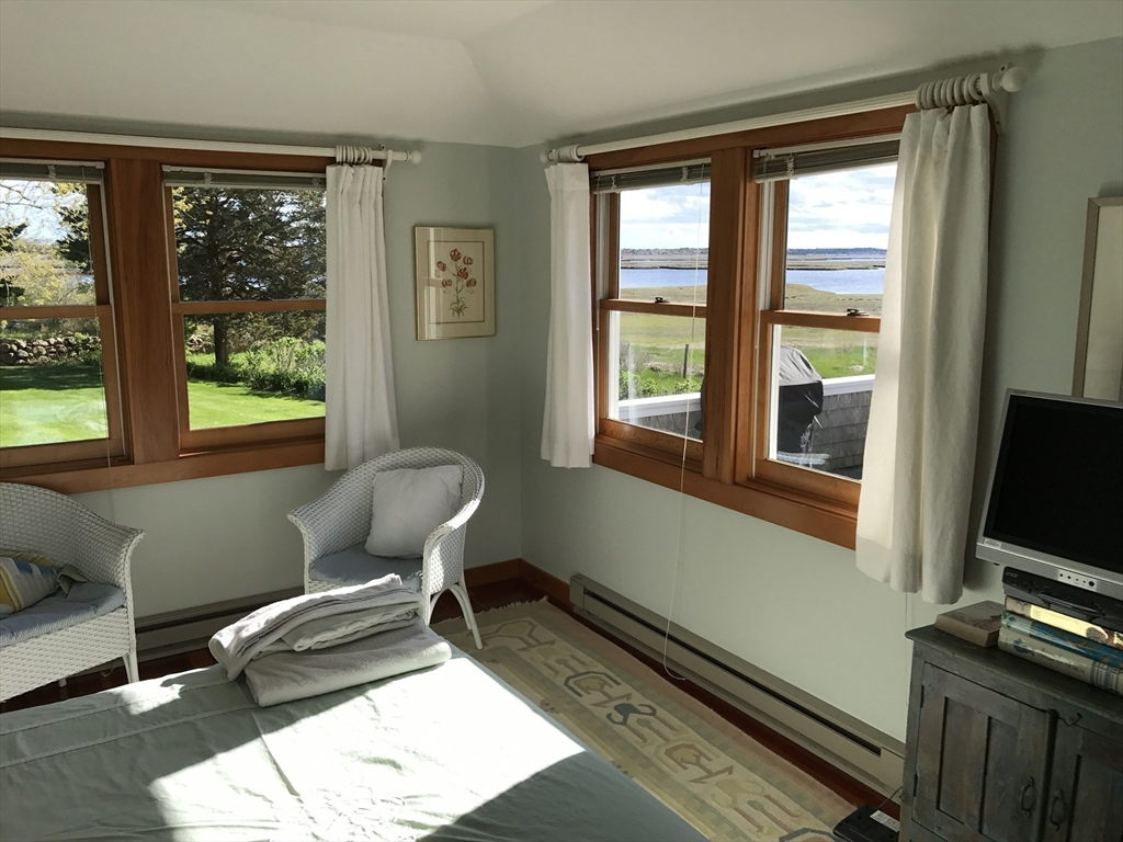 199-C Fisherville Ln, South Westport