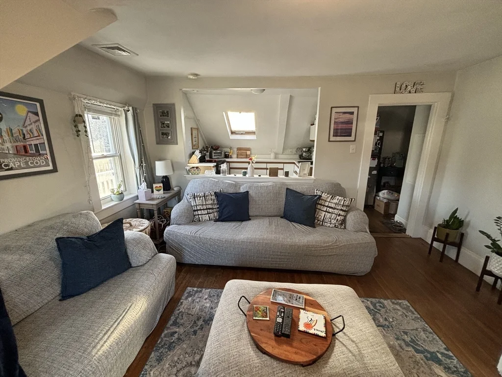 407 Front St, Weymouth