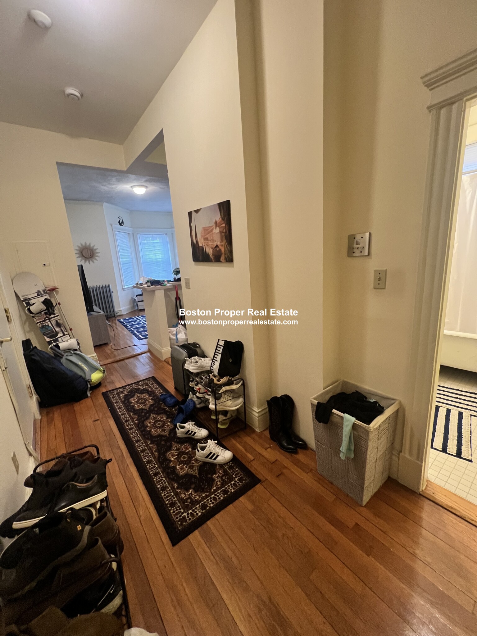 104 Queensberry St, Fenway