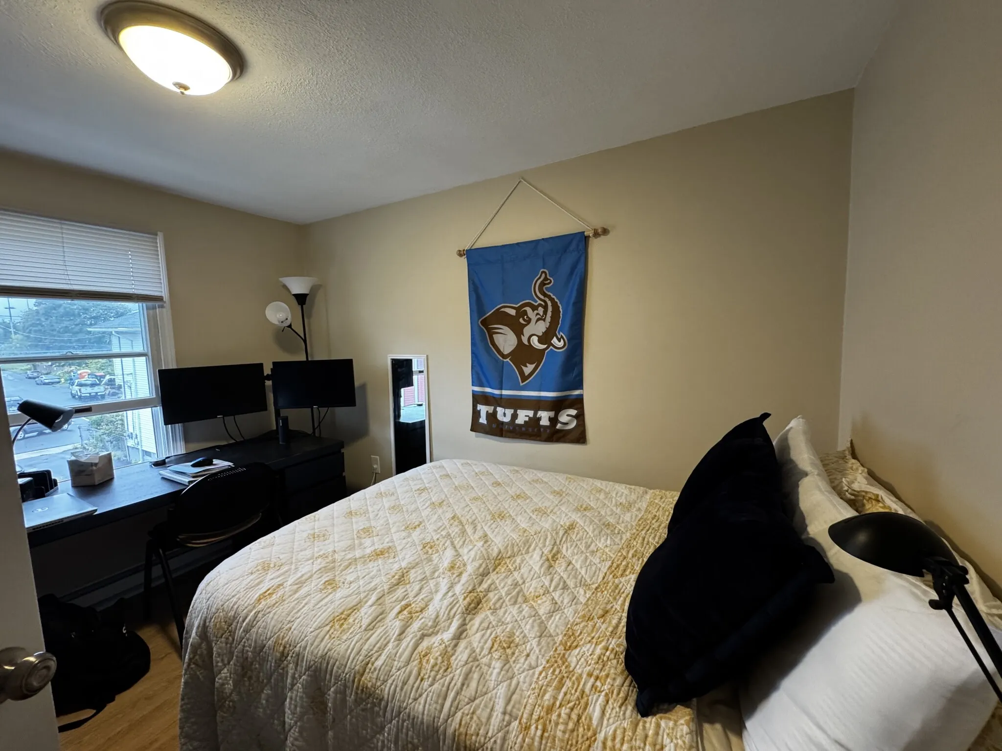 74 Frederick Ave, South Medford