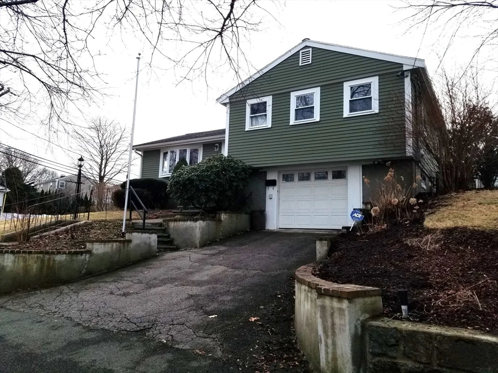 225 Governors Rd, Quincy