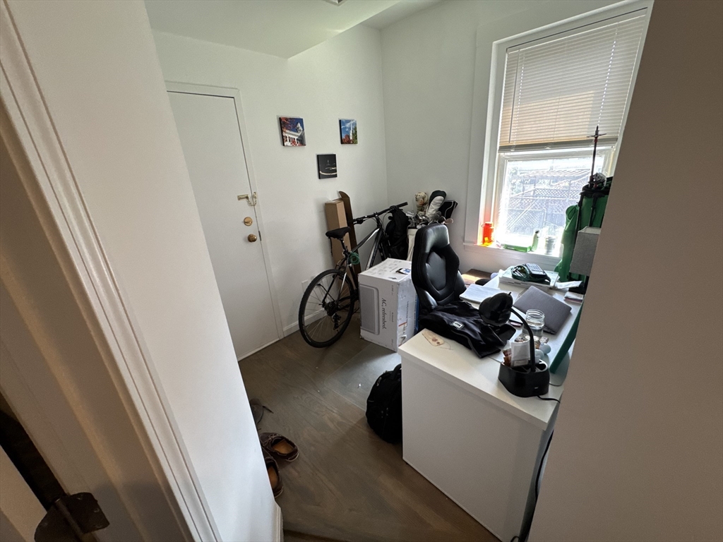 1406 Beacon St, Corey Hill