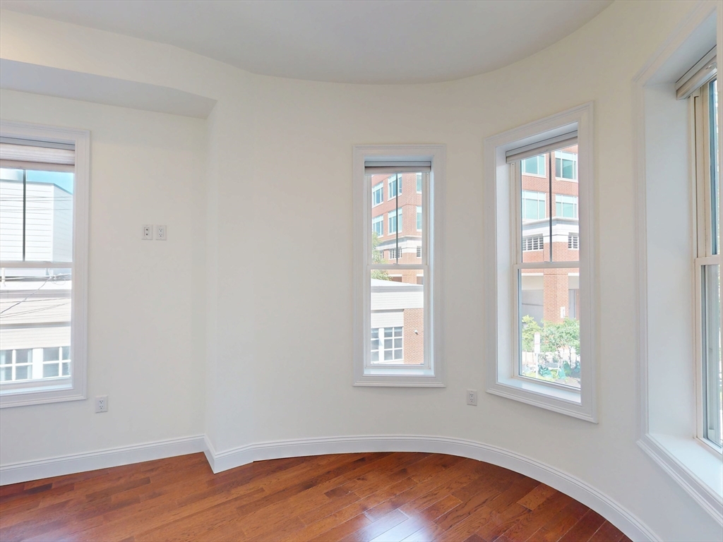 2 Market St, Kendall Square